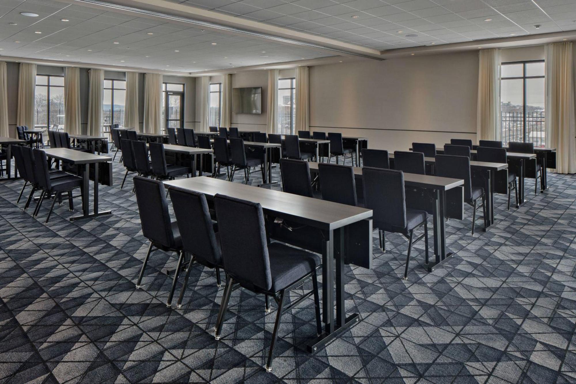 Courtyard By Marriott Jefferson City Exterior photo