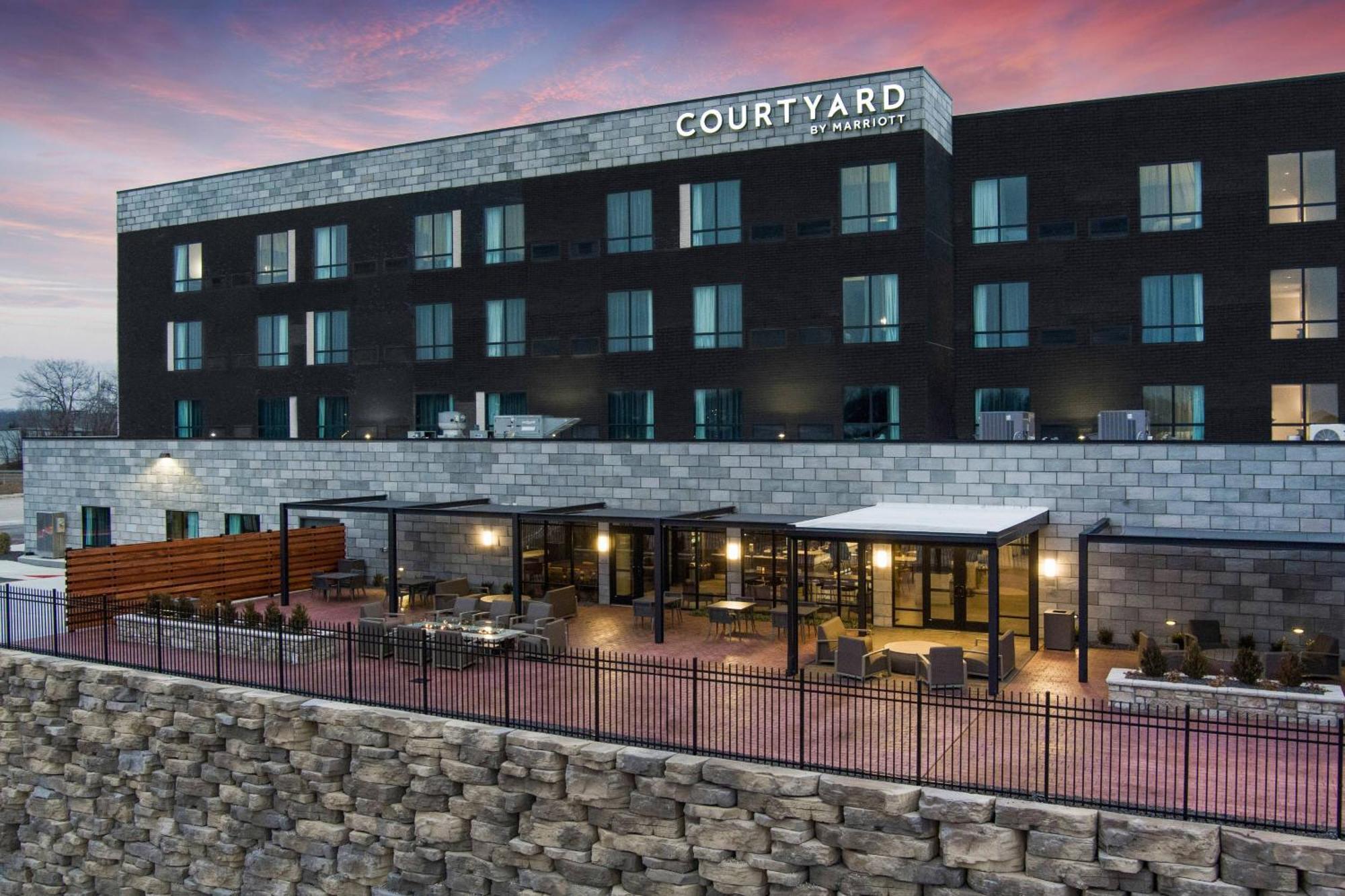 Courtyard By Marriott Jefferson City Exterior photo